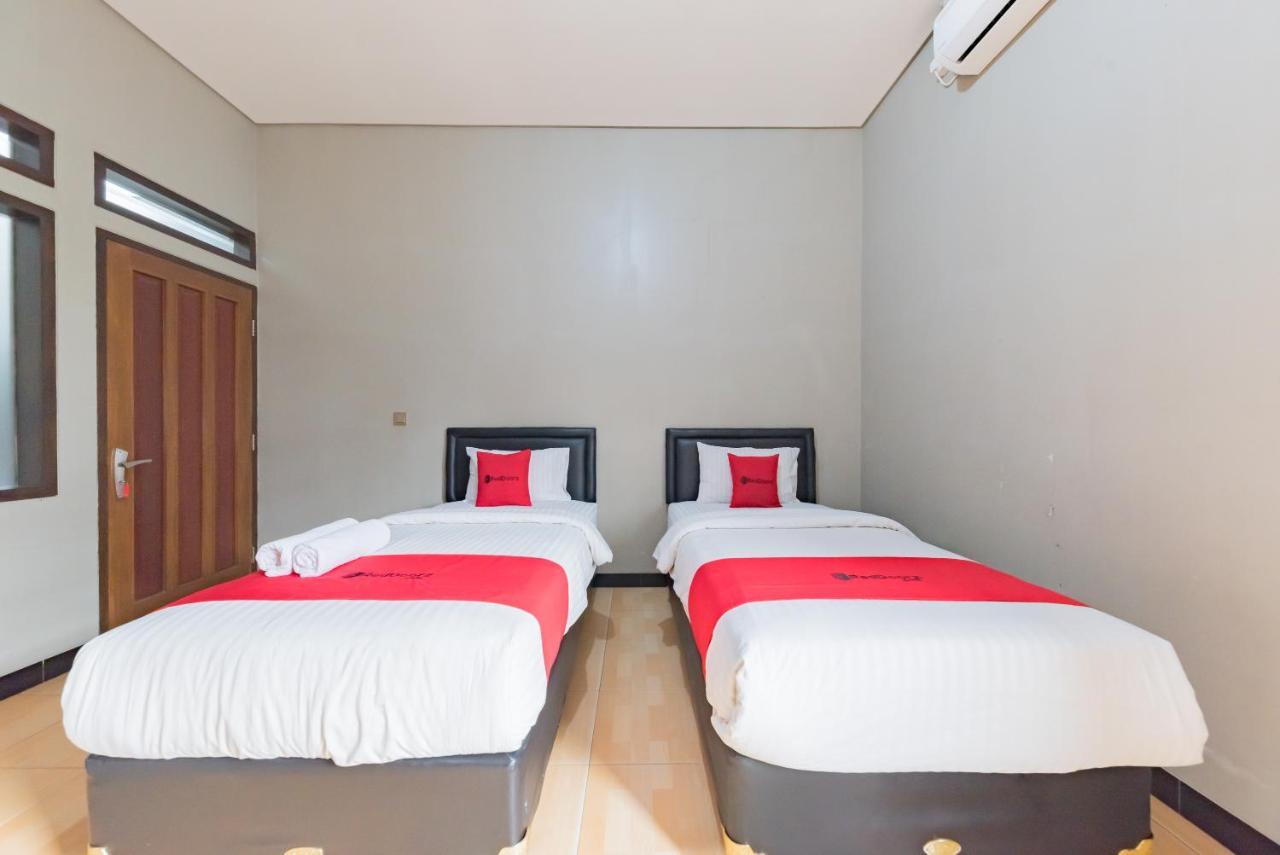 Reddoorz Syariah Near Politeknik Negeri Bandung Campus Hotel Cimahi Exterior photo